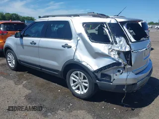 2015 Ford Explorer z VIN 1FM5K7B83FGC12754, wystawiony jako IAAI lot #42296111 z przebiegiem 224 135 mil mil oraz . Historia ofert i sprzedaży dostępna na DreamBid. Obrazek 3.
