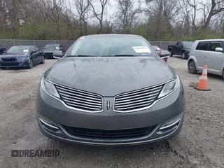 2014 Lincoln MKZ with VIN 3LN6L2GK2ER818577, listed as a IAAI auction lot 41929913 with 185,062 mi miles. Bid and sale history available at carsss.com. Image 12.