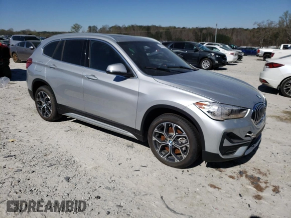 2021 BMW X1 xDrive28i with VIN WBXJG9C08M5T66350, listed as a Copart auction lot 43966353 with 1,721 mi miles. Bid and sale history available at carsss.com. Image 4.