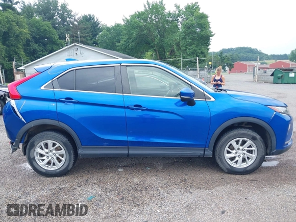 2018 Mitsubishi Eclipse Cross ES z VIN JA4AT3AA7JZ048929, wystawiony jako IAAI lot #42624454 z przebiegiem 97 520 mil mil oraz . Historia ofert i sprzedaży dostępna na DreamBid. Obrazek 14.