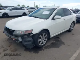 2005 Acura TSX with VIN JH4CL96955C030436, listed as a IAAI auction lot 42014917 with 204,474 mi miles. Bid and sale history available at carsss.com. Image 2.