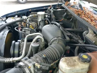 2003 Chevrolet S-10 with VIN 1GCCS14X038222371, listed as a IAAI auction lot 43081609 with 242,546 mi miles and . Bid and sale history available at DreamBid. Image 12.