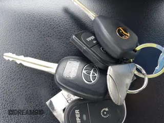 2015 Toyota Camry XLE with VIN 4T1BF1FK8FU983576, listed as a IAAI auction lot 41910503 with 62,941 mi miles. Bid and sale history available at carsss.com. Image 11.