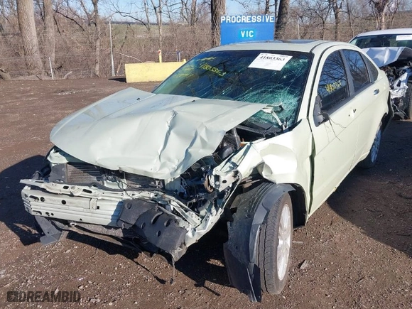 2010 Ford Focus SEL with VIN 1FAHP3HN4AW154229, listed as a IAAI auction lot 41803363 with 183,869 mi miles. Bid and sale history available at carsss.com. Image 2.