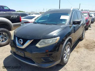 2015 Nissan Rogue SV with VIN KNMAT2MT7FP512012, listed as a IAAI auction lot 41982440 with 228,990 mi miles. Bid and sale history available at carsss.com. Image 2.