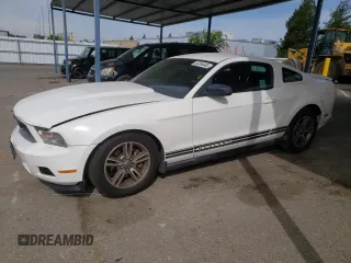 2012 Ford Mustang V6 Premium with VIN 1ZVBP8AM7C5226870, listed as a Copart auction lot 53284445 with 92,822 mi miles and Salvage Title. Bid and sale history available at carsss.com. Image 1.