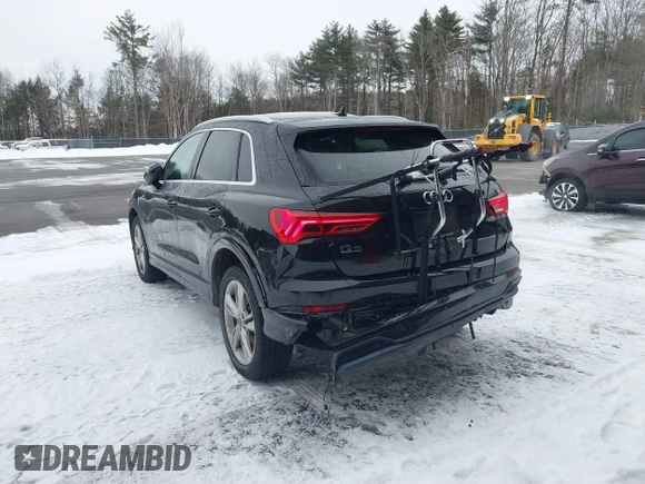 2020 Audi Q3 S line Prestige z VIN WA1FECF34L1043781, wystawiony jako IAAI lot #41500404 z przebiegiem 80 711 mil mil oraz . Historia ofert i sprzedaży dostępna na DreamBid. Obrazek 3.