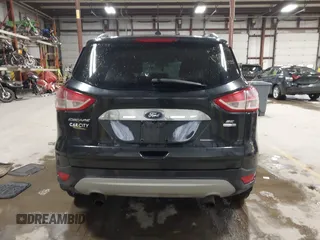 2015 Ford Escape SE with VIN 1FMCU9G91FUC49902, listed as a IAAI auction lot 41947883 with 140,670 mi miles. Bid and sale history available at carsss.com. Image 16.