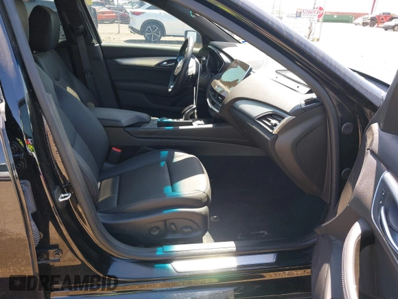 2024 Cadillac CT5 Luxury с VIN 1G6DM5RKXR0114188, выставлен на аукционе IAAI как лот 42026727 с пробегом 25 814 миль миль и . История ставок и продаж доступна на DreamBid. Изображение 5.