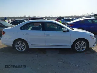 2017 Volkswagen Jetta SEL z VIN 3VWL17AJ0HM258163, wystawiony jako IAAI lot #41853477 z przebiegiem 48 243 mil mil oraz . Historia ofert i sprzedaży dostępna na DreamBid. Obrazek 13.