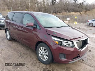 2017 Kia Sedona LX with VIN KNDMB5C12H6236364, listed as a IAAI auction lot 41924391 with 100,546 mi miles. Bid and sale history available at carsss.com. Image 1.
