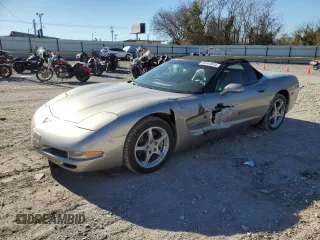 2001 Chevrolet Corvette with VIN 1G1YY32G015114343, listed as a Copart auction lot 84444634 with 52,022 mi miles and Salvage Title. Bid and sale history available at carsss.com. Image 1.