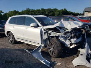 2024 Volvo XC90 Ultimate Bright Theme with VIN YV4062PFXR1211067, listed as a Copart auction lot 64887724 with 0 mi miles and Salvage Title. Bid and sale history available at carsss.com. Image 4.
