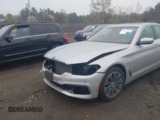 2018 BMW 5 Series 530e xDrive с VIN WBAJB1C53JB084376, выставлен на аукционе IAAI как лот 42137601 с пробегом 105 460 миль миль и . История ставок и продаж доступна на DreamBid. Изображение 6.