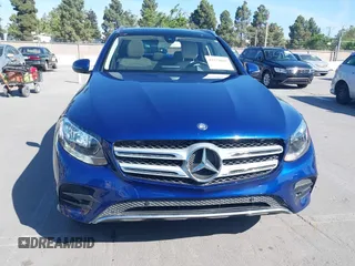 2017 Mercedes-Benz GLC 300 z VIN WDC0G4JB7HF128354, wystawiony jako IAAI lot #42278665 z przebiegiem 138 573 mil mil oraz . Historia ofert i sprzedaży dostępna na DreamBid. Obrazek 12.
