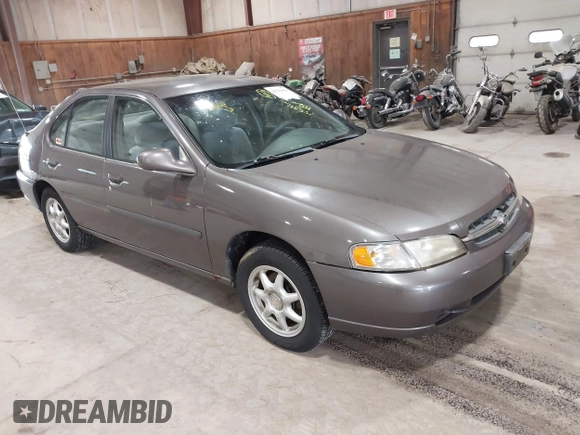 1998 Nissan Altima XE with VIN 1N4DL01D9WC181624, listed as a IAAI auction lot 42222694 with 155,391 mi miles and . Bid and sale history available at carsss.com. Image 1.