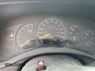 2000 Chevrolet Tahoe LT with VIN 1GNEK13T1YJ111424, listed as a Copart auction lot 58377725 with 234,034 mi miles and Salvage title. Bid and sale history available at DreamBid. Image 9.
