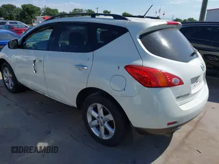 2009 Nissan Murano SL z VIN JN8AZ18UX9W021881, wystawiony jako IAAI lot #42452750 z przebiegiem 237 031 mil mil oraz . Historia ofert i sprzedaży dostępna na DreamBid. Obrazek 3.