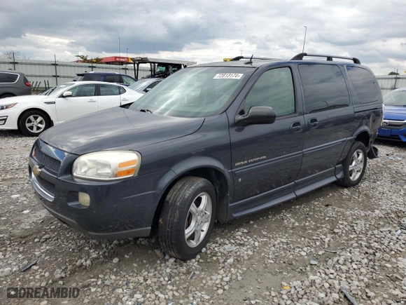 2008 Chevrolet Uplander LS Fleet with VIN 1GBDV13W08D105610, listed as a Copart auction lot 72813174 with 116,184 mi miles and Salvage Title. Bid and sale history available at carsss.com. Image 1.