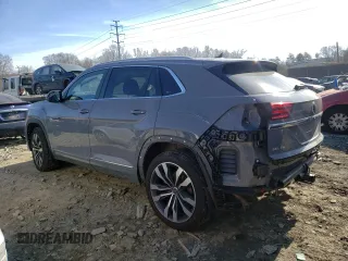 2020 Volkswagen Atlas SEL R-Line с VIN 1V2RE2CA2LC226065, выставлен на аукционе Copart как лот 42073824 с пробегом 70 110 миль миль и . История ставок и продаж доступна на DreamBid. Изображение 2.
