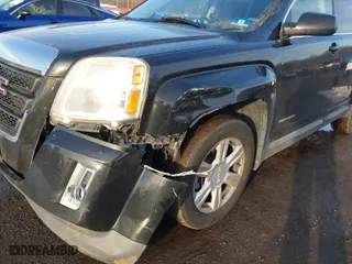 2014 GMC Terrain SLE with VIN 2GKFLWEK5E6211339, listed as a IAAI auction lot 41519759 with 106,553 mi miles. Bid and sale history available at carsss.com. Image 6.