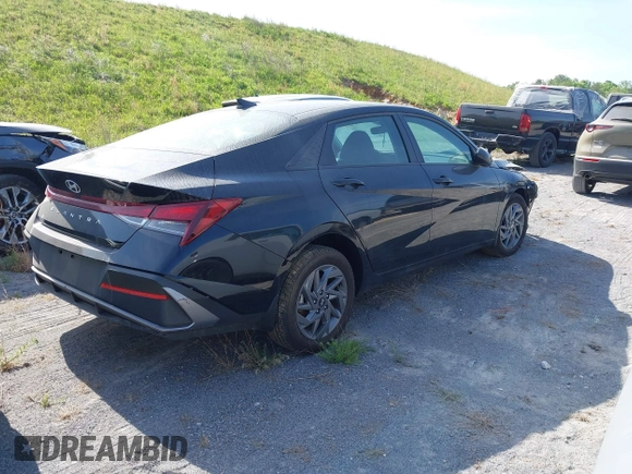2024 Hyundai Elantra SEL with VIN KMHLM4DG8RU707705, listed as a IAAI auction lot 41523436 with 17,494 mi miles and . Bid and sale history available at DreamBid. Image 4.