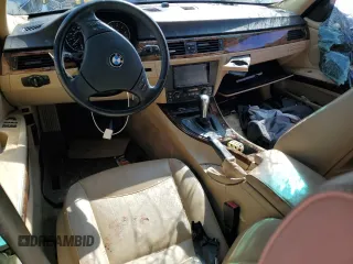 2006 BMW 3 Series 325i z VIN WBAVB13536PT02330, wystawiony jako Copart lot #49871145 z przebiegiem 142 336 mil mil oraz Szkoda całkowita • Salvage title. Historia ofert i sprzedaży dostępna na DreamBid. Obrazek 8.