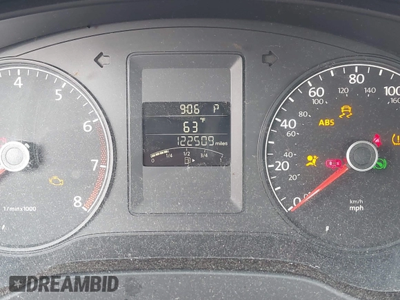2011 Volkswagen Jetta SE with VIN 3VWDZ7AJ4BM324511, listed as a IAAI auction lot 42355964 with 122,509 mi miles and . Bid and sale history available at DreamBid. Image 7.