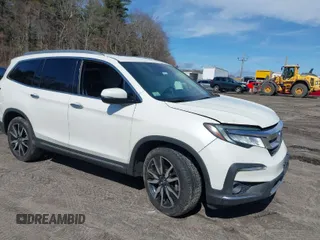 2019 Honda Pilot Touring 7-Passenger with VIN 5FNYF6H61KB007332, listed as a IAAI auction lot 41853466 with 80,056 mi miles. Bid and sale history available at carsss.com. Image 1.