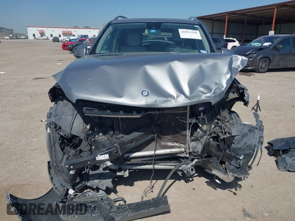 2015 Mercedes-Benz M 350 with VIN 4JGDA5JB8FA562500, listed as a IAAI auction lot 41932318 with 117,512 mi miles and . Bid and sale history available at DreamBid. Image 6.