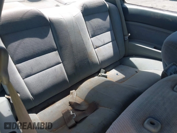 1996 Honda Accord LX with VIN 1HGCD7233TA023922, listed as a IAAI auction lot 42203135 with 239,677 mi miles and . Bid and sale history available at carsss.com. Image 8.