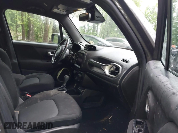 2021 Jeep Renegade Latitude with VIN ZACNJCBB4MPM68233, listed as a IAAI auction lot 42464100 with 63,897 mi miles and . Bid and sale history available at DreamBid. Image 5.