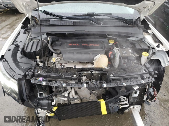 2018 Jeep Compass Altitude with VIN 3C4NJDBBXJT331696, listed as a Copart auction lot 44139355 with 107,443 mi miles and Salvage Title. Bid and sale history available at carsss.com. Image 12.