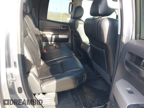 2008 Toyota Tundra 4WD Truck with VIN 5TFBV54148X073823, listed as a IAAI auction lot 42017595 with 33,107 mi miles. Bid and sale history available at carsss.com. Image 8.