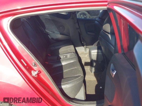 2013 Hyundai Veloster Turbo z VIN KMHTC6AE3DU169229, wystawiony jako IAAI lot #42087798 z przebiegiem 120 741 mil mil oraz . Historia ofert i sprzedaży dostępna na DreamBid. Obrazek 8.