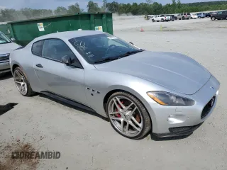 2011 Maserati GranTurismo S с VIN ZAM45KLA0B0056442, выставлен на аукционе Copart как лот 59901125 с пробегом 81 595 миль миль и Чистый • Clean title. История ставок и продаж доступна на DreamBid. Изображение 4.