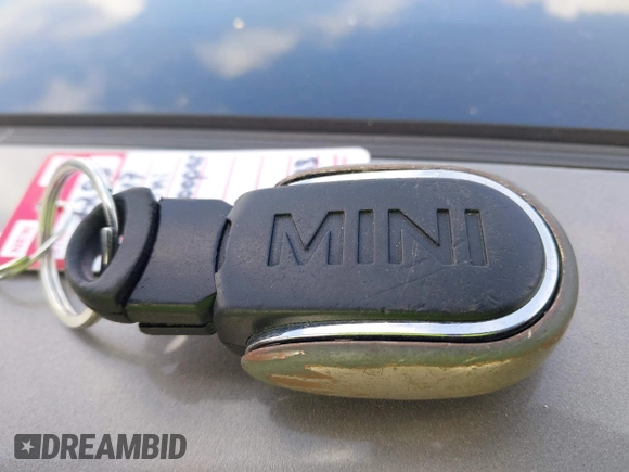2017 MINI Hardtop 4 Door Cooper with VIN WMWXU1C54H2E19114, listed as a IAAI auction lot 42107266 with 83,524 mi miles and . Bid and sale history available at DreamBid. Image 11.