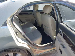 2008 Lincoln MKZ z VIN 3LNHM26T08R643850, wystawiony jako IAAI lot #42220020 z przebiegiem 170 496 mil mil oraz . Historia ofert i sprzedaży dostępna na DreamBid. Obrazek 8.