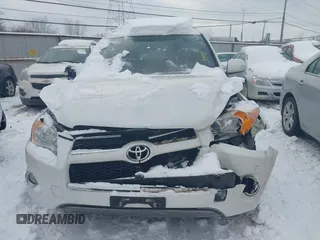 2011 Toyota RAV4 Ltd with VIN 2T3DK4DV1BW049005, listed as a IAAI auction lot 41284660 with 1 mi miles. Bid and sale history available at carsss.com. Image 12.