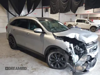 2020 Kia Sorento EX V6 with VIN 5XYPH4A51LG666937, listed as a IAAI auction lot 41419325 with 91,303 mi miles. Bid and sale history available at carsss.com. Image 1.