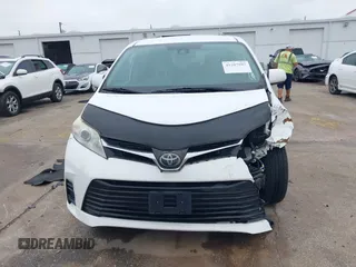 2020 Toyota Sienna LE Auto Access Seat with VIN 5TDKZ3DC5LS068784, listed as a IAAI auction lot 41207987 with 94,118 mi miles. Bid and sale history available at carsss.com. Image 12.