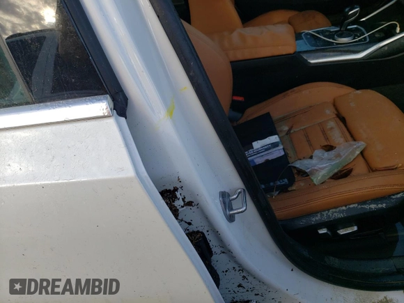 2021 BMW 3 Series 330i with VIN 3MW5R1J06M8C01362, listed as a Copart auction lot 62306562 with Not Provided miles and . Bid and sale history available at DreamBid. Image 9.
