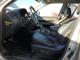 2009 Kia Borrego LX with VIN KNDJH741995032986, listed as a Copart auction lot 88787425 with 121,667 mi miles and Salvage Title. Bid and sale history available at carsss.com. Image 7.