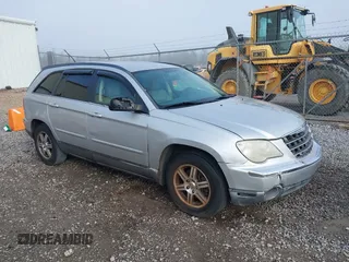 2007 Chrysler Pacifica Touring z VIN 2A8GM68X07R141070, wystawiony jako IAAI lot #41871934 z przebiegiem 299 553 mil mil oraz . Historia ofert i sprzedaży dostępna na DreamBid. Obrazek 1.