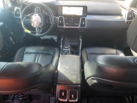 2023 Kia Sorento EX z VIN KNDRHDLG5P5142566, wystawiony jako Copart lot #49736665 z przebiegiem 69 993 mil mil oraz Szkoda całkowita • Salvage title. Historia ofert i sprzedaży dostępna na DreamBid. Obrazek 8.