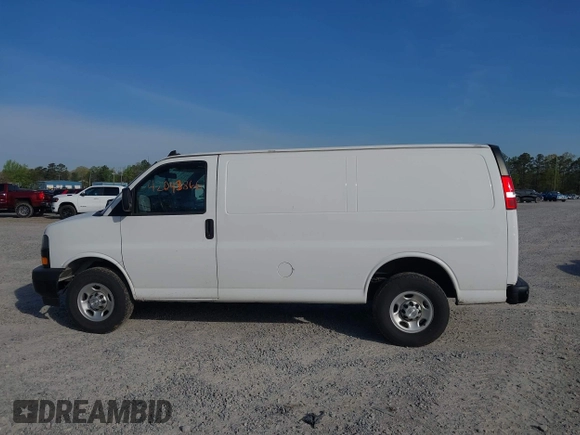 2021 Chevrolet Express Cargo Van with VIN 1GCWGAFP0M1206242, listed as a IAAI auction lot 42043866 with 148,087 mi miles. Bid and sale history available at carsss.com. Image 14.