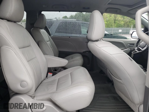 2018 Toyota Sienna XLE with VIN 5TDDZ3DC9JS196337, listed as a Copart auction lot 56890985 with 195,104 mi miles and Salvage title. Bid and sale history available at DreamBid. Image 11.