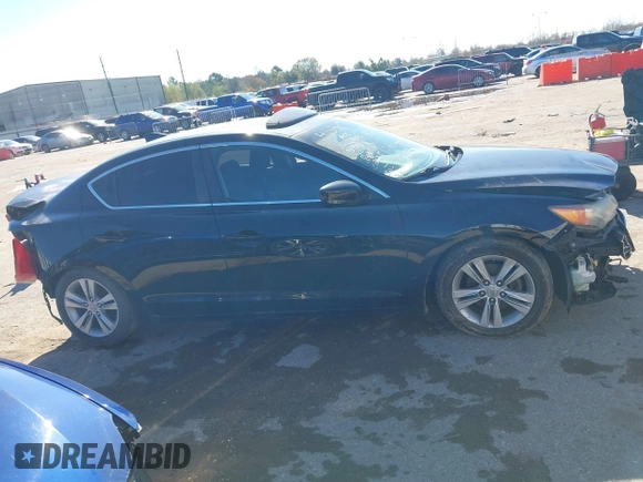 2013 Acura ILX with VIN 19VDE1F3XDE008994, listed as a IAAI auction lot 41251670 with 172,398 mi miles. Bid and sale history available at carsss.com. Image 13.