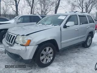 2008 Jeep Grand Cherokee with VIN 1J8HS58M58C117397, listed as a IAAI auction lot 41298484 with 208,095 mi miles and . Bid and sale history available at DreamBid. Image 6.