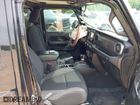 2020 Jeep Wrangler Unlimited Sport S with VIN 1C4HJXDN9LW218468, listed as a IAAI auction lot 42490190 with 114,542 mi miles and . Bid and sale history available at DreamBid. Image 5.